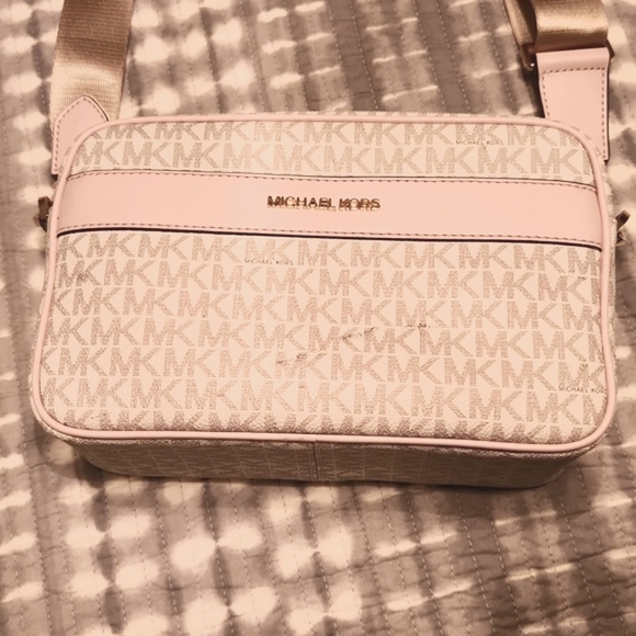 Purse - Picture 2 of 11